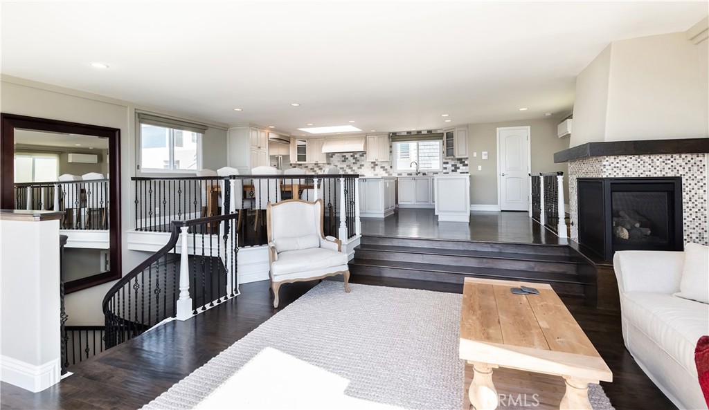 2909 Bayview Drive
