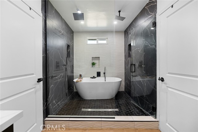 Detail Gallery Image 20 of 32 For 5750 5th Ave, Los Angeles,  CA 90043 - 3 Beds | 2 Baths