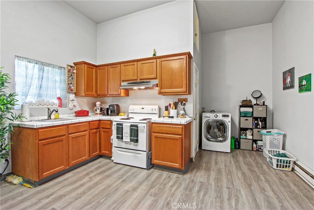 Kitchenette in garage