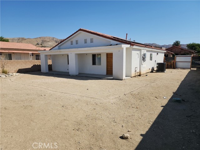 Detail Gallery Image 7 of 14 For 13325 Hermano Way, Desert Hot Springs,  CA 92240 - 4 Beds | 2 Baths