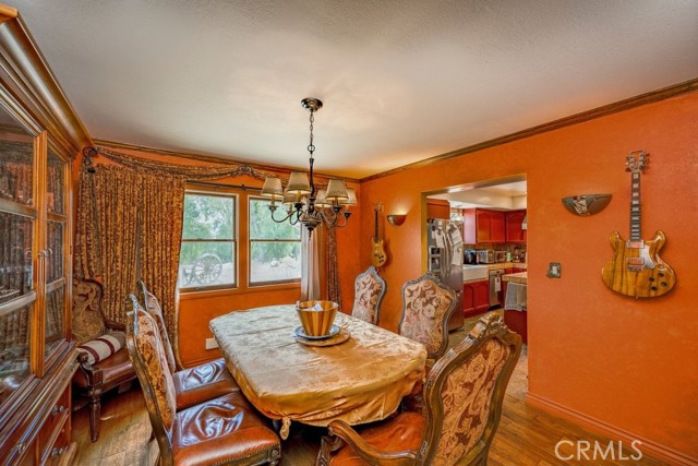 Detail Gallery Image 18 of 47 For 26615 Mountain Park Rd, Canyon Country,  CA 91387 - 3 Beds | 3 Baths