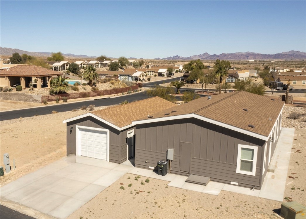 Detail Gallery Image 2 of 6 For 12600 Havasu Lake Road #74,  Needles,  CA 92363 - 3 Beds | 2 Baths