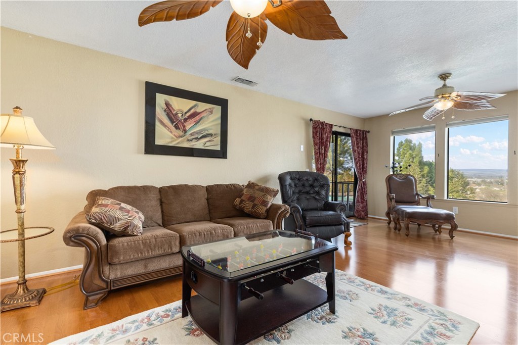 940 Walnut Drive