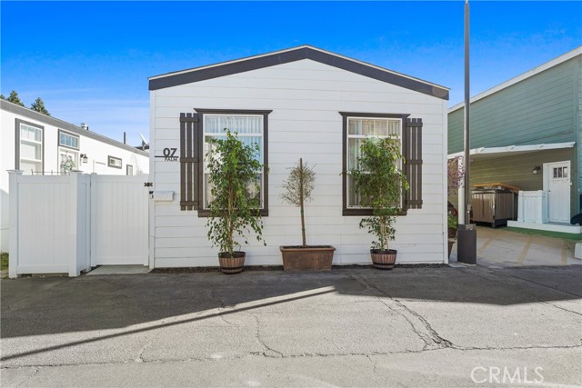 Detail Gallery Image 15 of 25 For 8250 Lankershim Bld #122,  North Hollywood,  CA 91605 - 2 Beds | 2 Baths