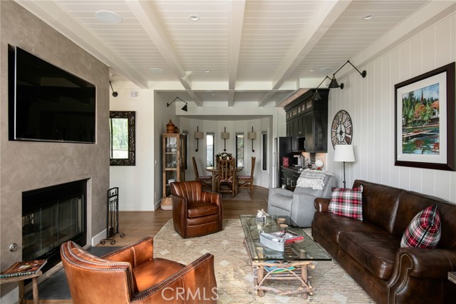 420 Golf Course Road, Lake Arrowhead CA: https://media.crmls.org/medias/3fb6b57b-72a7-4cc4-9893-83e33a17afb7.jpg