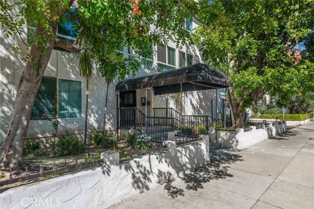 5315 Zelzah Avenue, 16 photo 26