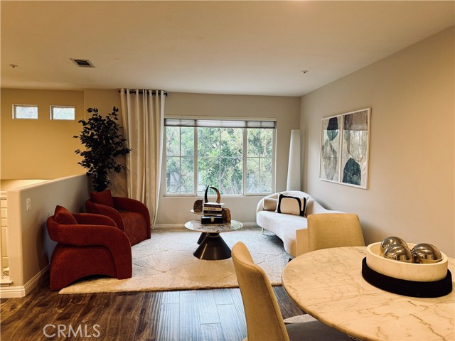 Detail Gallery Image 10 of 30 For 11 Emory #85,  Irvine,  CA 92602 - 2 Beds | 2/1 Baths