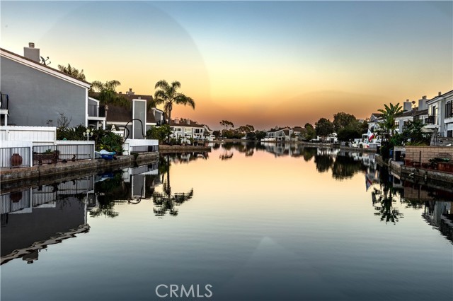 Detail Gallery Image 32 of 39 For 3436 Bravata Dr, Huntington Beach,  CA 92649 - 4 Beds | 3 Baths