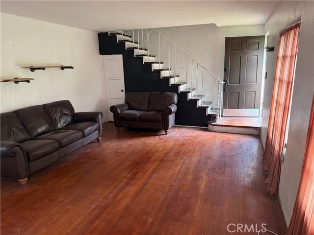 Detail Gallery Image 22 of 32 For 1437 Greenfield Ave, Los Angeles,  CA 90025 - – Beds | – Baths