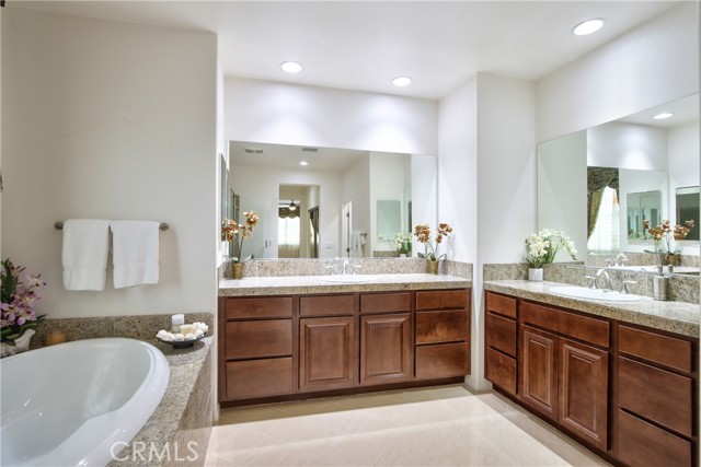 Detail Gallery Image 31 of 75 For 28479 Nautical Point, Menifee,  CA 92585 - 4 Beds | 2/1 Baths