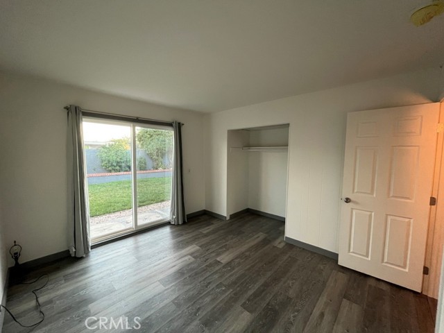 Detail Gallery Image 8 of 17 For 19954 Parthenia St, Northridge,  CA 91324 - 4 Beds | 2 Baths