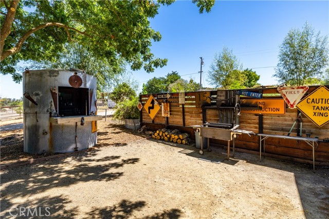 4225 Farousse Way, Paso Robles CA: https://media.crmls.org/medias/3fba4f7c-37fc-4ea6-b069-c89eb9ee197d.jpg