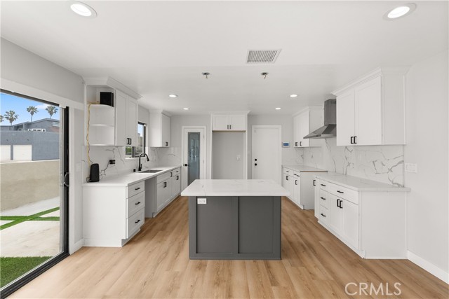 228 20th Street, Huntington Beach CA: https://media.crmls.org/medias/3fbba07c-1a5a-4a75-9c65-4c9bc90db1c9.jpg