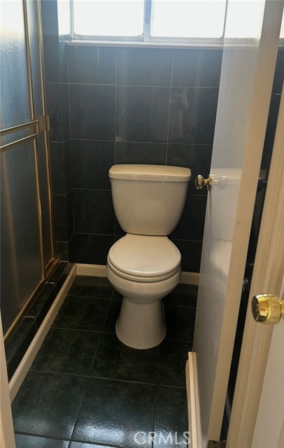 17041 Escalon Drive, Encino CA: https://media.crmls.org/medias/3fbdaf78-82ac-417a-ba0f-6db88dc3c30c.jpg