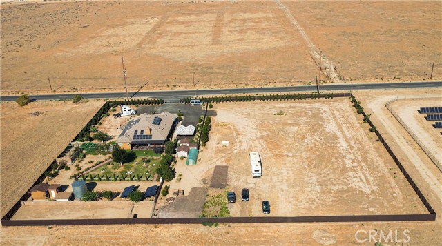 46544 90th West, Lancaster CA: https://media.crmls.org/medias/3fbdb8ed-78c5-487e-8029-8fdc2960d8b3.jpg