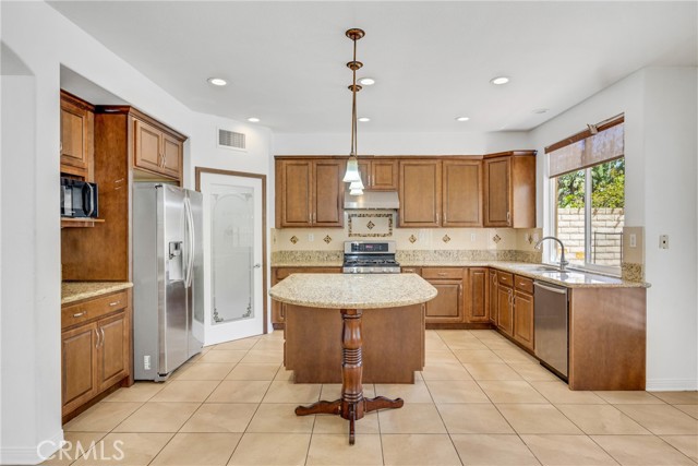 Detail Gallery Image 26 of 71 For 20336 Androwe Ln, Porter Ranch,  CA 91326 - 4 Beds | 4 Baths