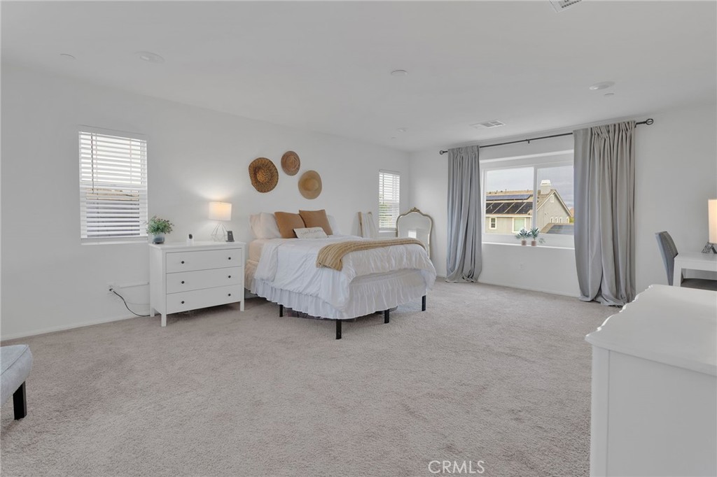 MLS #DW25261421 image #47