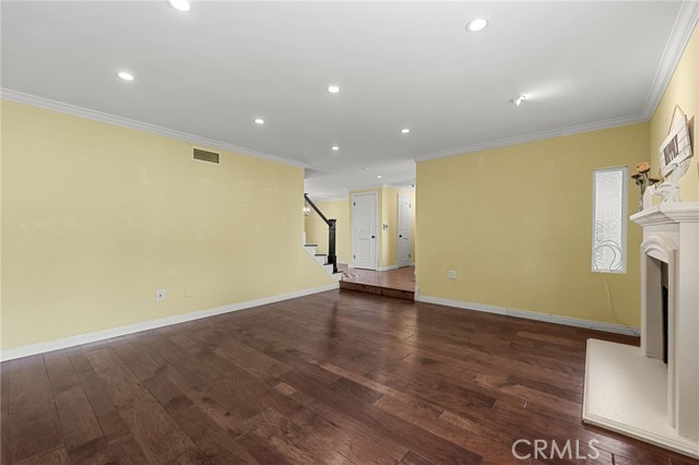 Image 7 of 42 For 6844 Southampton