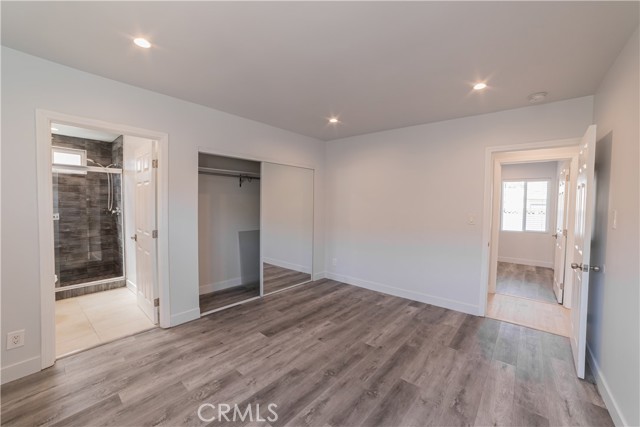 Detail Gallery Image 14 of 24 For 14754 Bassett St, Van Nuys,  CA 91405 - 4 Beds | 2 Baths