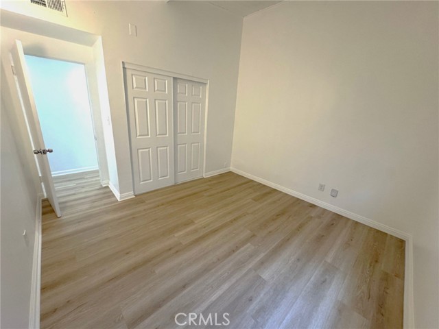 Detail Gallery Image 11 of 22 For 17731 Elkwood St, Reseda,  CA 91335 - 3 Beds | 2 Baths