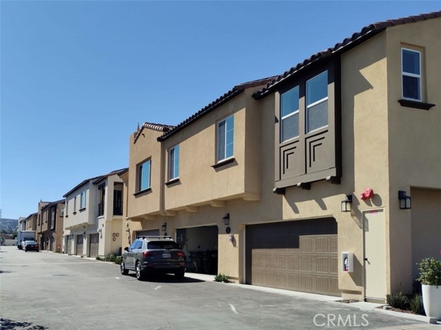 Detail Gallery Image 2 of 21 For 2353 Village Court, Hacienda Heights,  CA 91745 - 3 Beds | 2 Baths