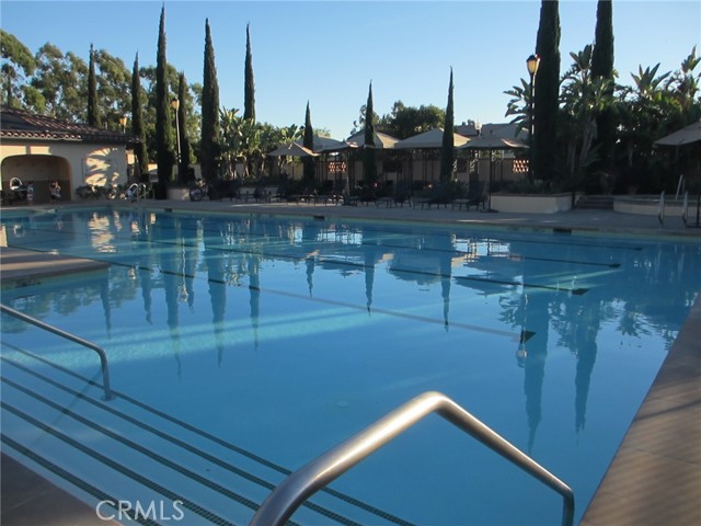 211 Mantle, Irvine CA: https://media.crmls.org/medias/3fc0113c-7c1d-4150-beea-394e5a5ecb6b.jpg