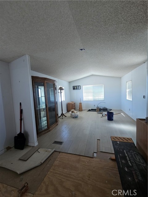 Detail Gallery Image 5 of 13 For 7568 Acoma Trl, Big River,  CA 92242 - 1 Beds | 1 Baths