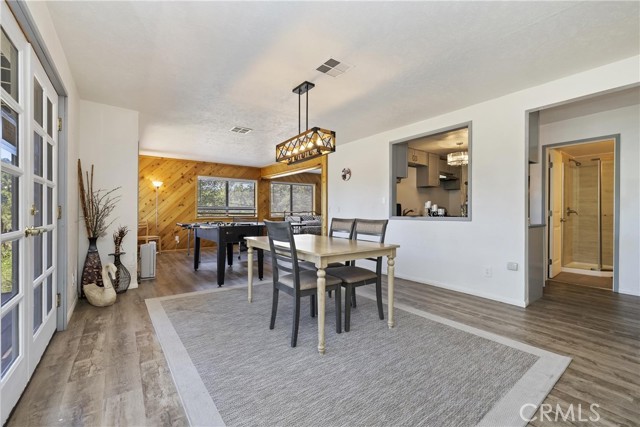 39325 Lodge Road, Fawnskin CA: https://media.crmls.org/medias/3fc0b9c4-0f6d-4c3f-a552-da95f987830e.jpg