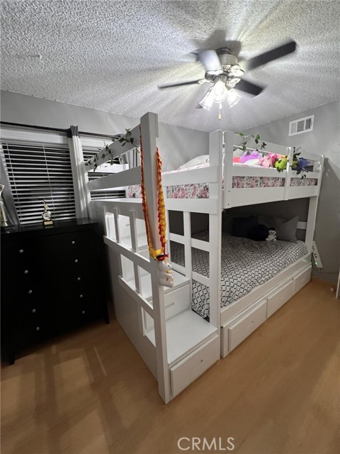 Detail Gallery Image 15 of 48 For 591 N Smoke Tree, Rialto,  CA 92376 - 3 Beds | 2 Baths