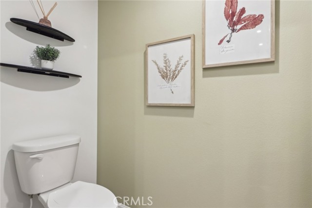 6392 Sierra Vista Lane, Fontana CA: https://media.crmls.org/medias/3fc18792-4ac1-4957-8722-ca6568162122.jpg