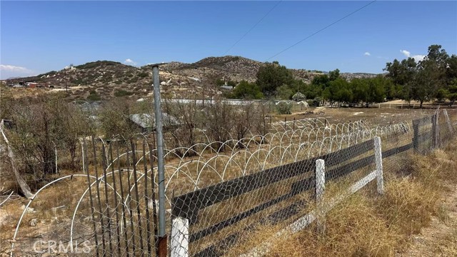 40615 Sage Road, Hemet CA: https://media.crmls.org/medias/3fc19064-50e7-4639-bd4f-186b23794641.jpg