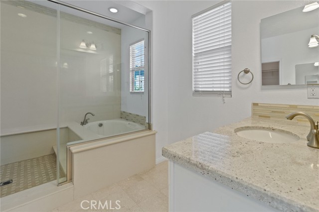 Detail Gallery Image 23 of 28 For 142 Yellow, Irvine,  CA 92618 - 4 Beds | 3 Baths