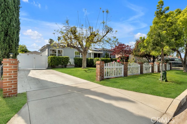 6507 Gentry Avenue, North Hollywood CA: https://media.crmls.org/medias/3fc212b2-9448-43c8-bc5f-b81fc083d4b5.jpg