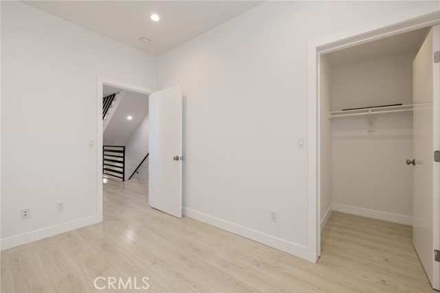 Detail Gallery Image 18 of 53 For 1143 Irolo St, Los Angeles,  CA 90006 - 12 Beds | 14 Baths