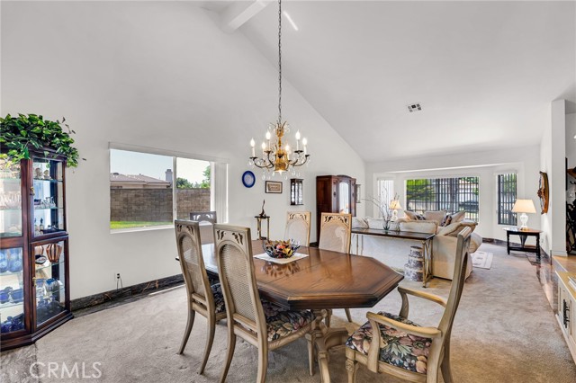 17262 Chase Street, Northridge CA: https://media.crmls.org/medias/3fc36c9b-4022-48ea-966c-a9f74c238fe1.jpg