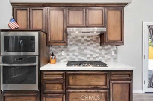 Detail Gallery Image 12 of 50 For 22600 Camp Dr, Tehachapi,  CA 93561 - 3 Beds | 2 Baths