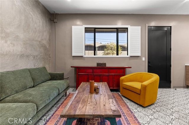 Detail Gallery Image 4 of 15 For 2211 1.2 Hyperion Ave #1/2,  Los Angeles,  CA 90027 - 0 Beds | 1 Baths