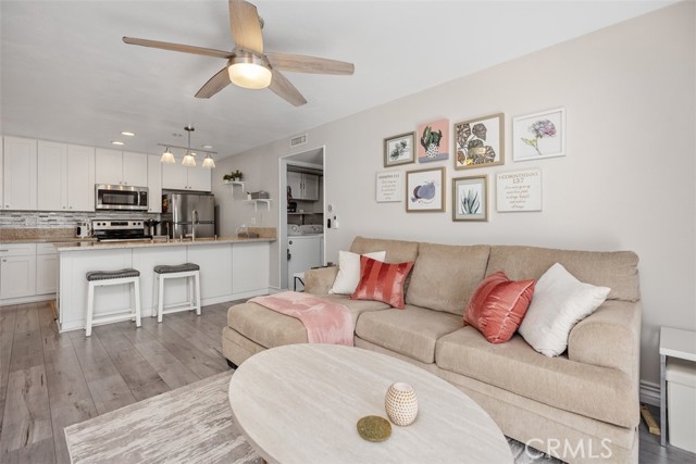 Detail Gallery Image 11 of 35 For 21981 Rimhurst Dr # P-160 #P-160,  Lake Forest,  CA 92630 - 2 Beds | 1 Baths