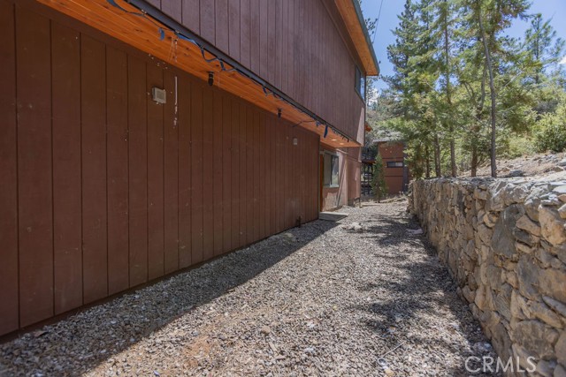 2208 Bernina, Pine Mountain Club CA: https://media.crmls.org/medias/3fc66737-ccad-4c0a-97d8-9eed9c464848.jpg