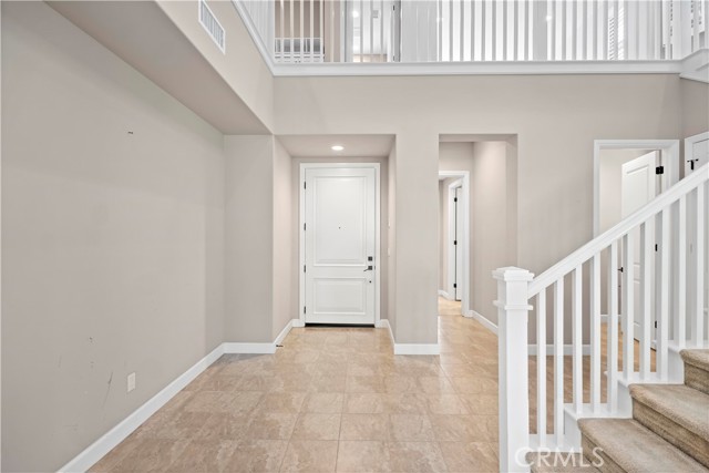 Detail Gallery Image 6 of 61 For 121 Paxton, Irvine,  CA 92620 - 4 Beds | 4/1 Baths