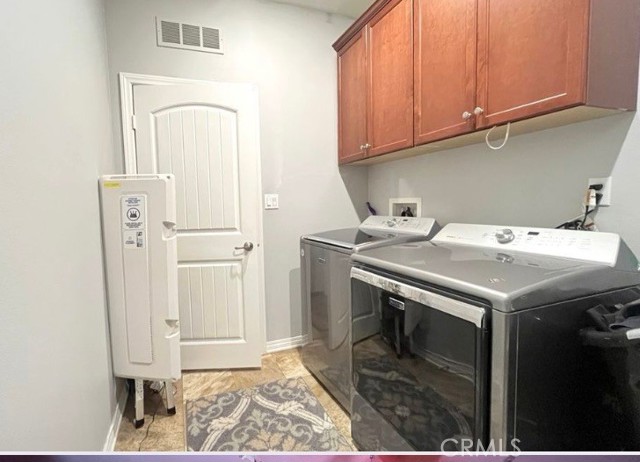 3978 Scarlet Oak Court, San Bernardino CA: https://media.crmls.org/medias/3fc6f2f7-a930-4d43-98ba-d50b0481cbc0.jpg