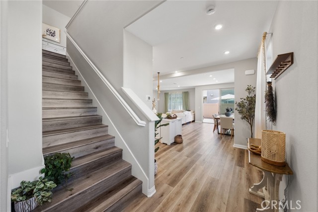 Detail Gallery Image 12 of 51 For 1704 Laurelwood, Oceanside,  CA 92056 - 3 Beds | 2/1 Baths