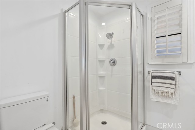 Detail Gallery Image 13 of 30 For 5839 Parkmor Rd, Calabasas,  CA 91302 - 4 Beds | 2 Baths