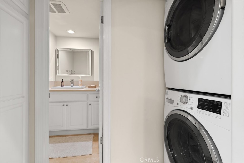 MLS #OC25264387 image #26