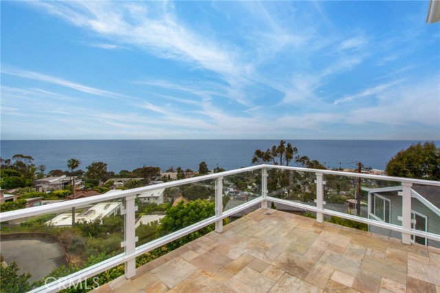 Detail Gallery Image 1 of 48 For 2163 Crestview Dr, Laguna Beach,  CA 92651 - 3 Beds | 2/1 Baths