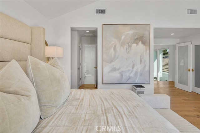21875 Huron Lane, Lake Forest CA: https://media.crmls.org/medias/3fc7f473-5d20-45ce-8be9-f396991c08c8.jpg