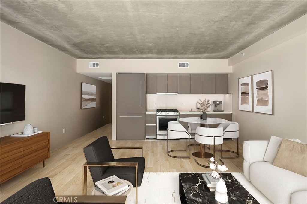 380 Cordova Street #402