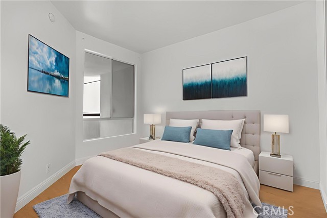 525 S Berendo Street, Los Angeles CA: https://media.crmls.org/medias/3fc89c6c-53a9-44cd-aa70-7ae7029fd86f.jpg