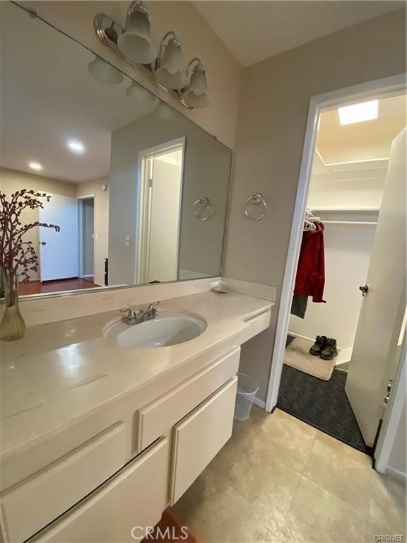 Detail Gallery Image 20 of 28 For 18631 Collins St #28,  Tarzana,  CA 91356 - 2 Beds | 2/1 Baths