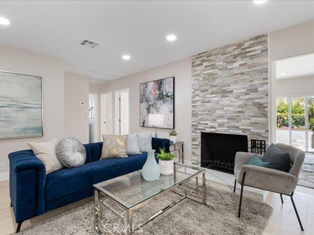 4609 Highgrove Avenue, Torrance CA: https://media.crmls.org/medias/3fc8fe75-d142-47d6-bfdd-742b8ed98e55.jpg